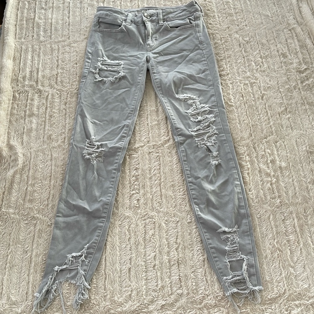 American Eagle Distressed Gray Jeans AEO twill x denim sz 2 reg super stretch